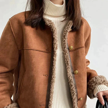 Constance | Veste élégante à bordures en sherpa